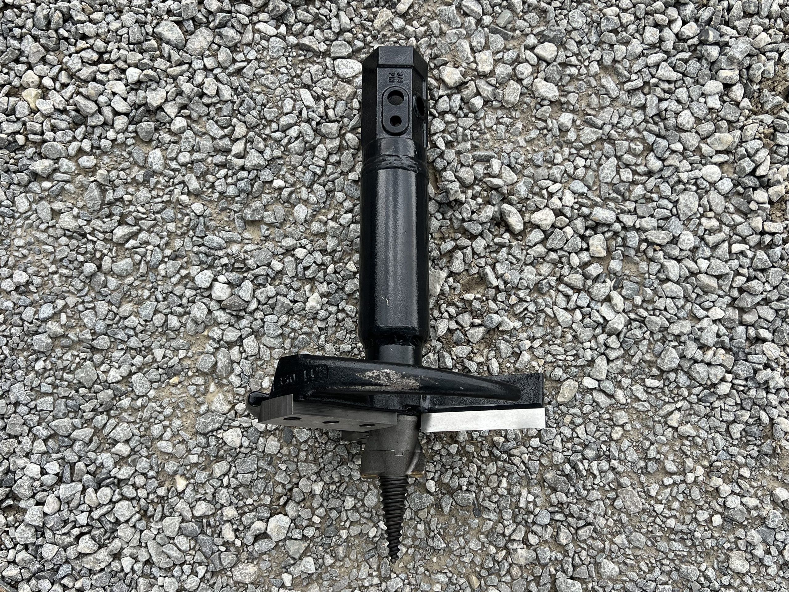 PROWORKS 14" Hex Stump Auger Planer with Steel Cutting Blades and Pilot Bit - Image 4