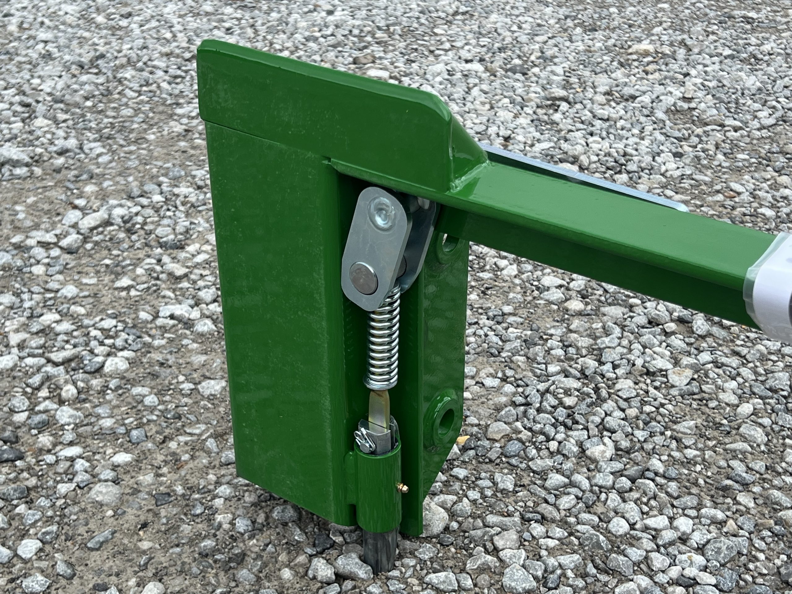 John Deere 75 Pin On Tractor Loader to Skid Steer Quick Attach Adapter - Image 11