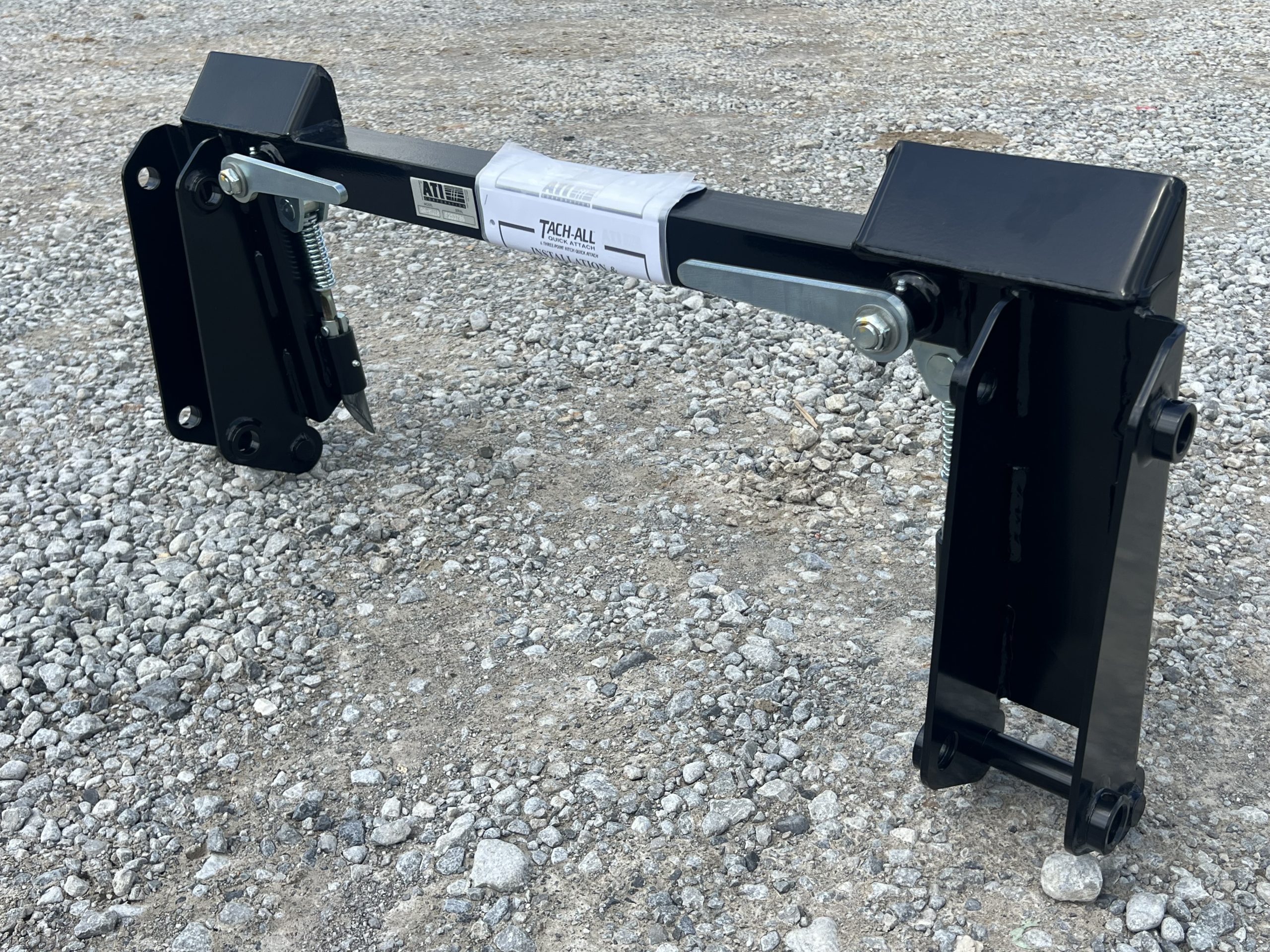 Kubota M1000 M1250 Pin On Tractor Loader To Skid Steer Quick Attach Adapter - Image 2