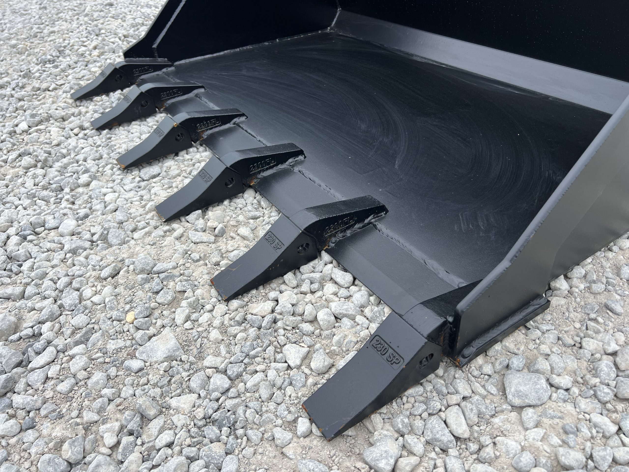 PROWORKS 48" Tooth Dirt Bucket Attachment 20" Tall Fits Mini Universal Skid Steer - Image 10