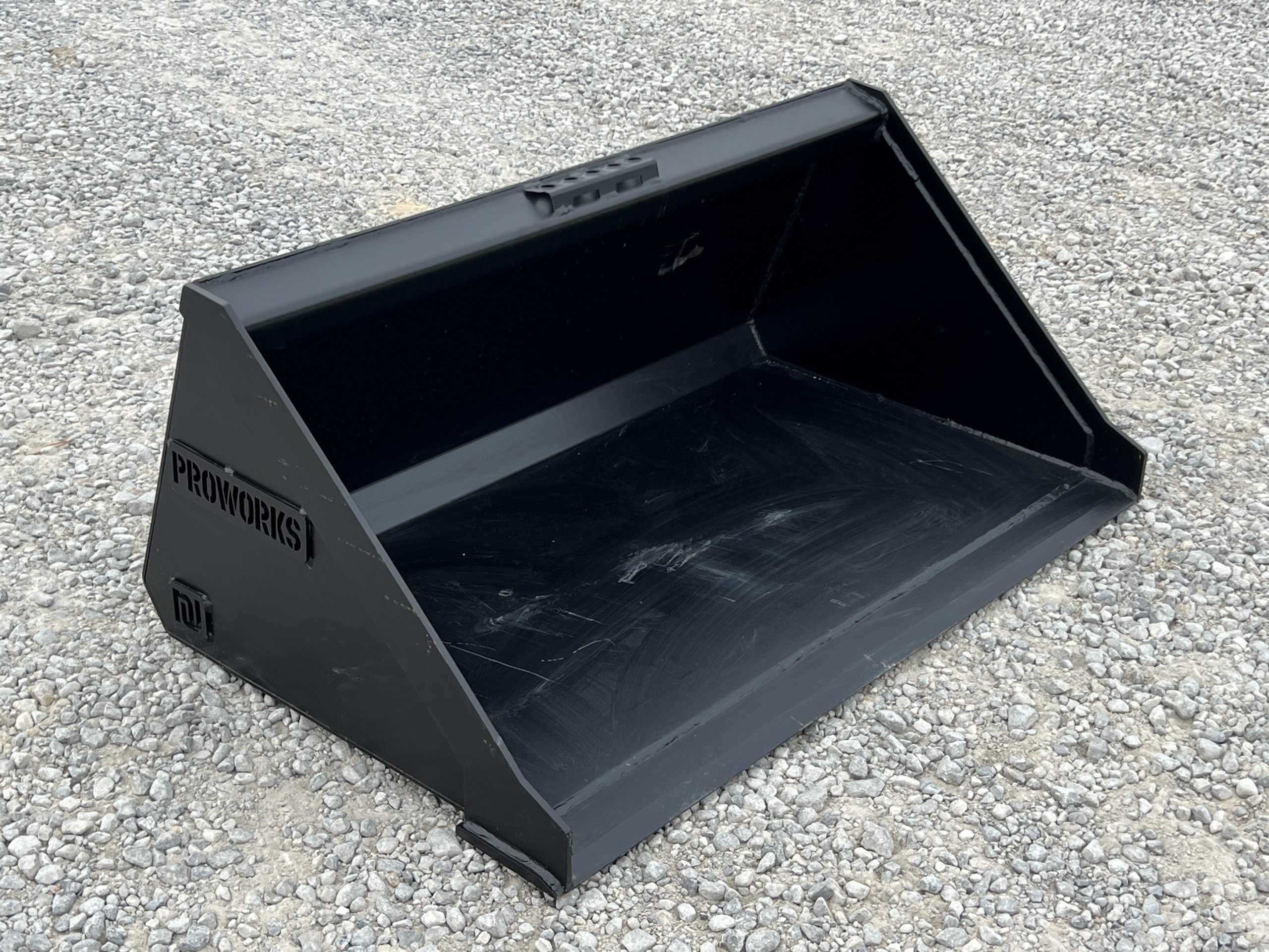 PROWORKS 48″ Smooth Dirt Bucket Attachment 20″ Tall Fits Mini Universal Skid Steer - Image 4