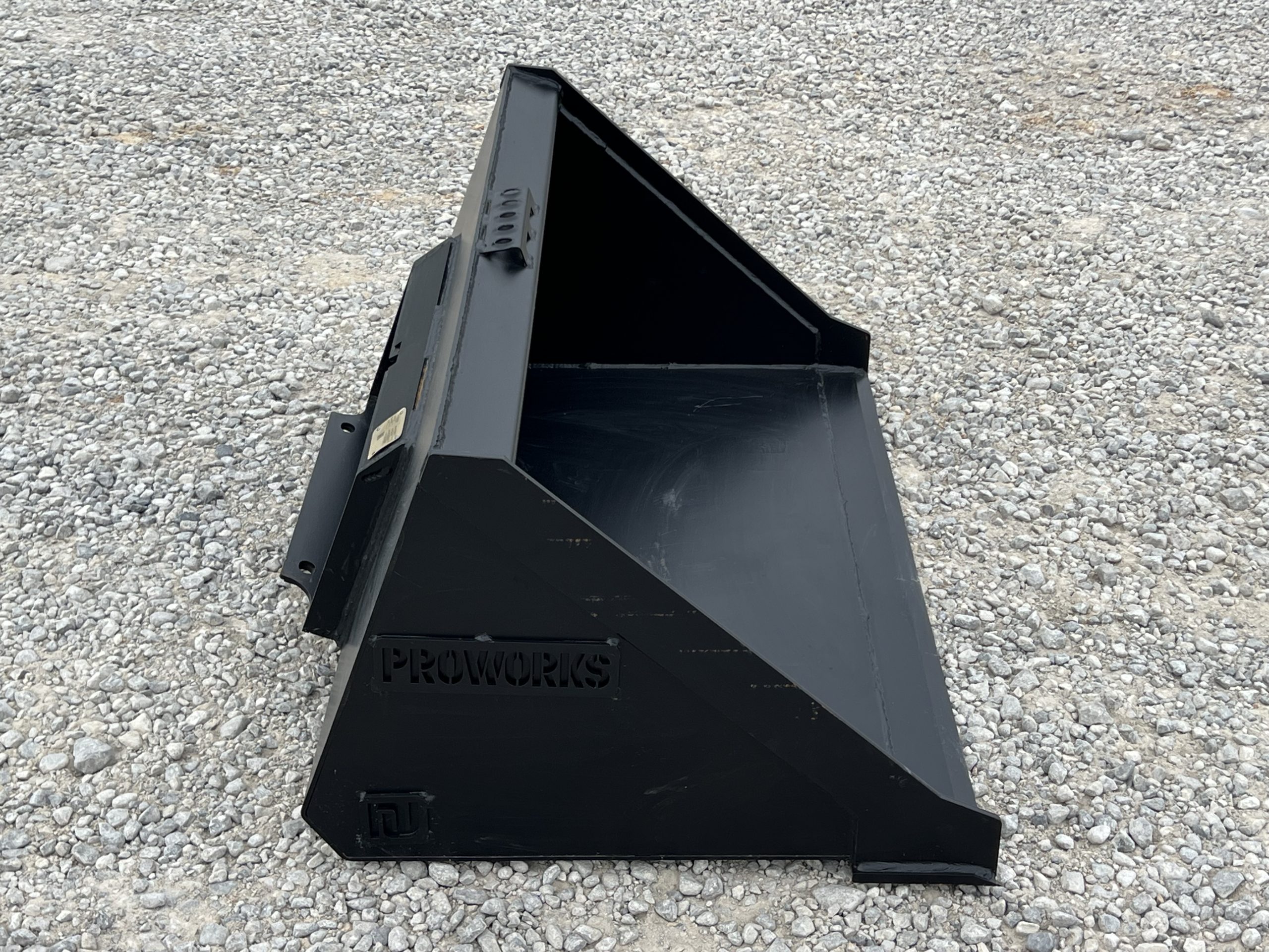 PROWORKS 48″ Smooth Dirt Bucket Attachment 20″ Tall Fits Mini Universal Skid Steer - Image 5