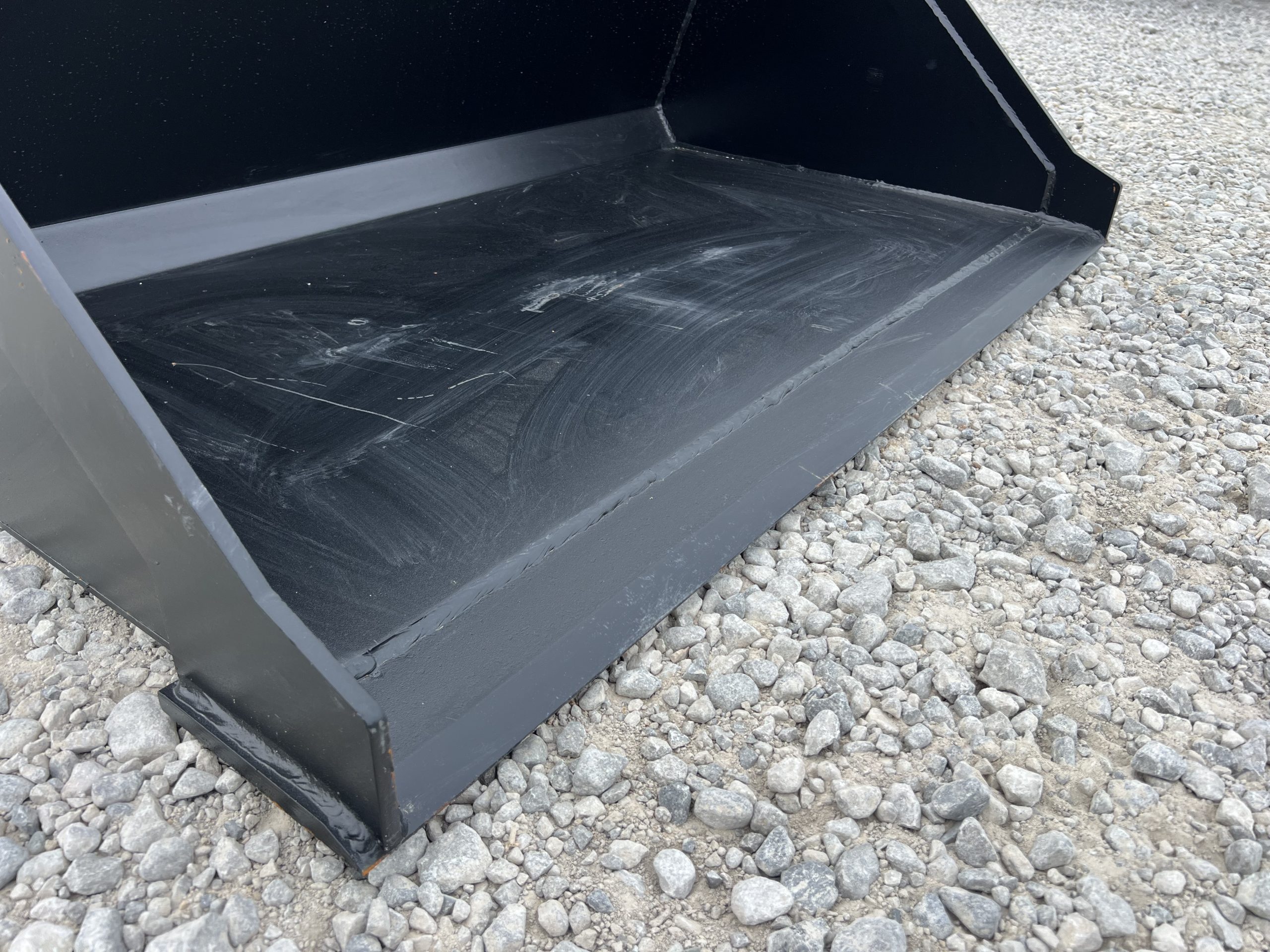 PROWORKS 48″ Smooth Dirt Bucket Attachment 20″ Tall Fits Mini Universal Skid Steer - Image 10
