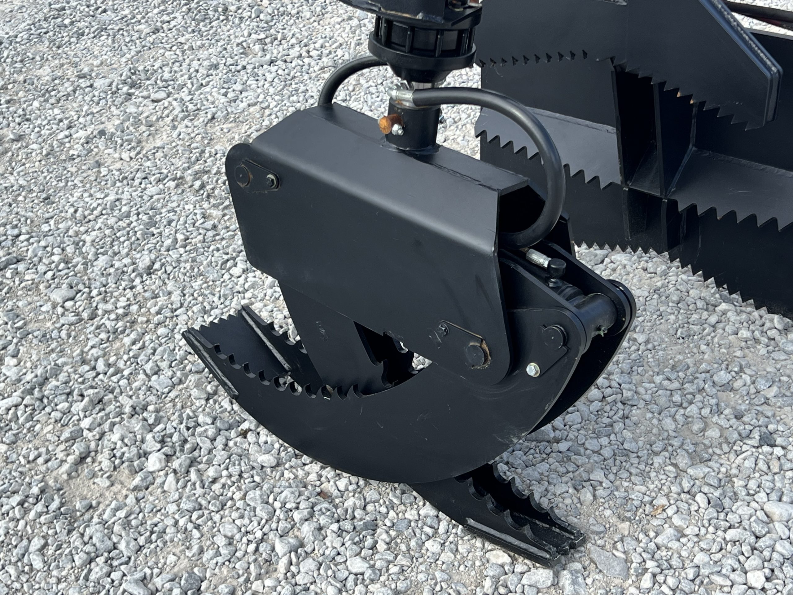 Proworks 62" Log Grapple Hydraulic Rotation Fits Bobcat MT100 MT55 S70 Mini Skid Steer - Image 11