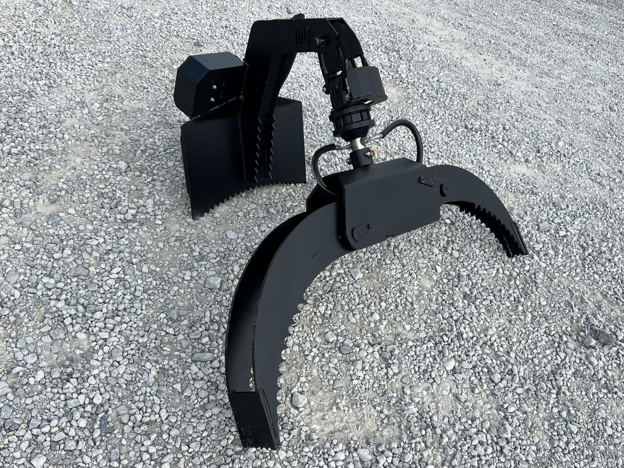Proworks 62" Log Grapple Hydraulic Rotation Fits Toro Dingo Kubota SCL Mini Skid Steer - Image 4