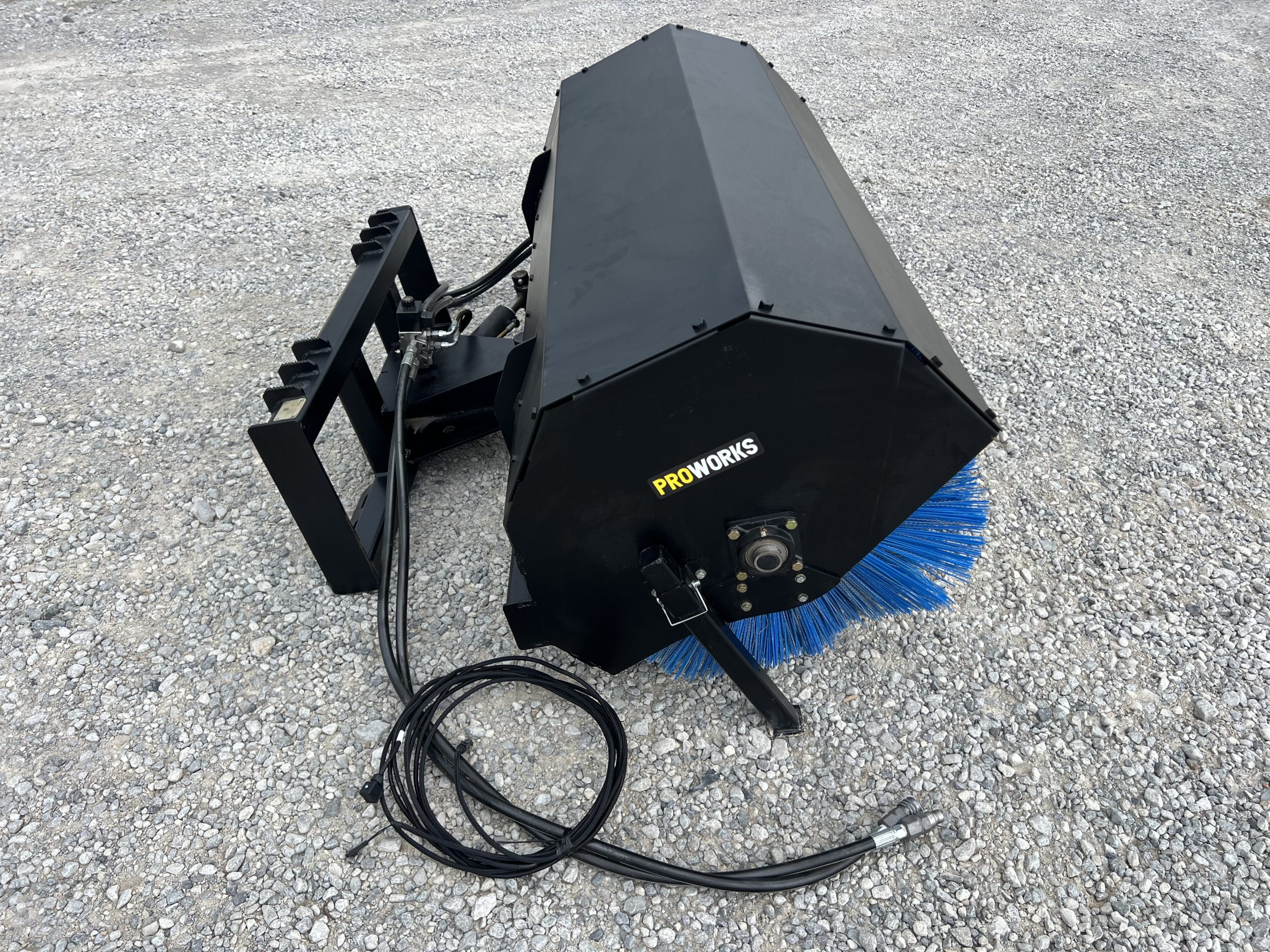 PROWORKS 72" Hydraulic Angle Broom Attachment Half Poly Wire Fits Skid Steer - Image 7
