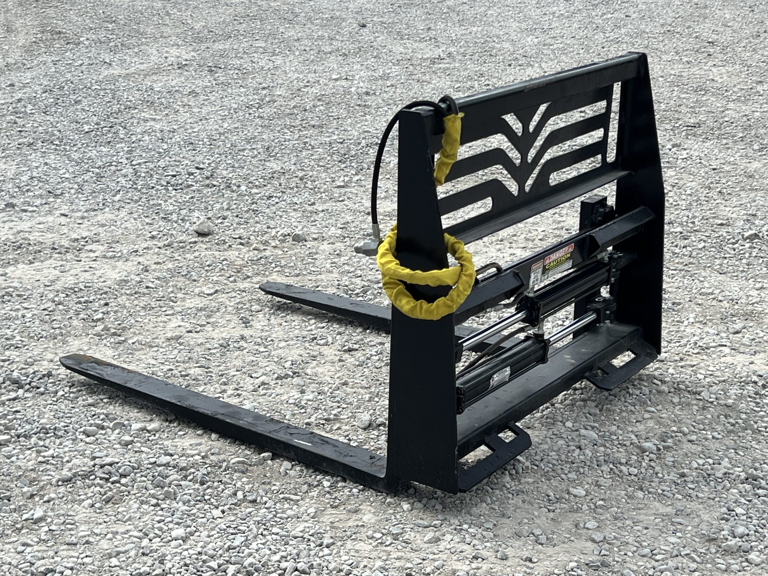 48" Hydraulic Pallet Forks Fork Positioner Fits Skid Steer Tractor Quick Attach - Image 7